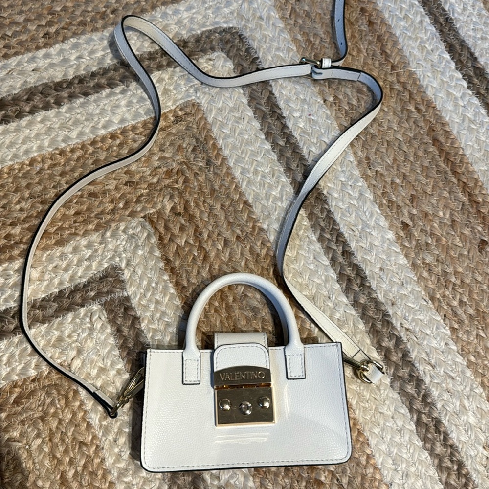 Like New Petite Valentino Poppy White Leather top Handle Crossbody